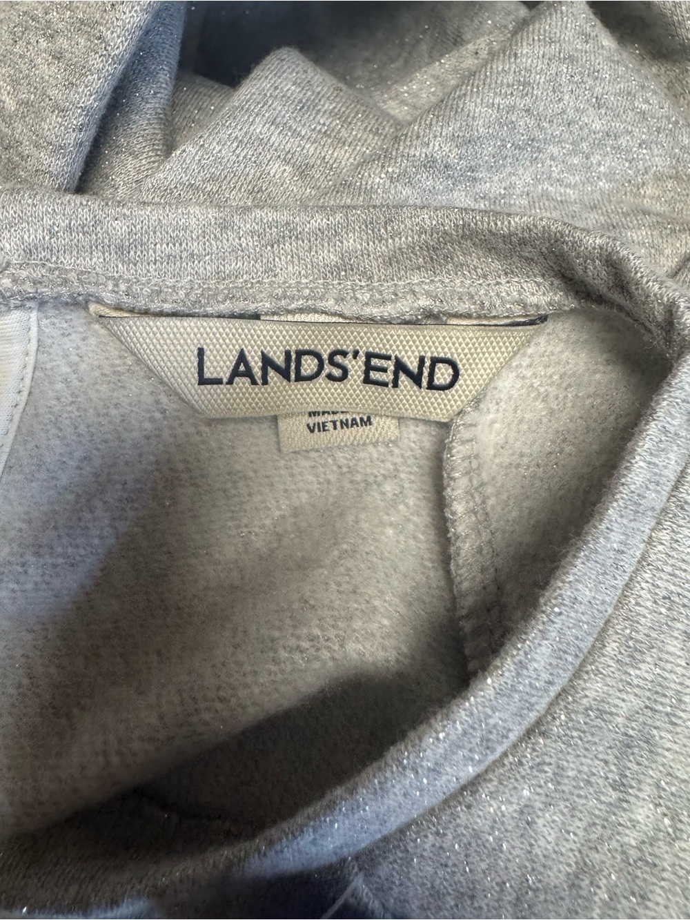 NWOT Lands’ End Gray Heather Crew New Sweatshirt With Sequin Snowflake SZ XL - Picture 6 of 8